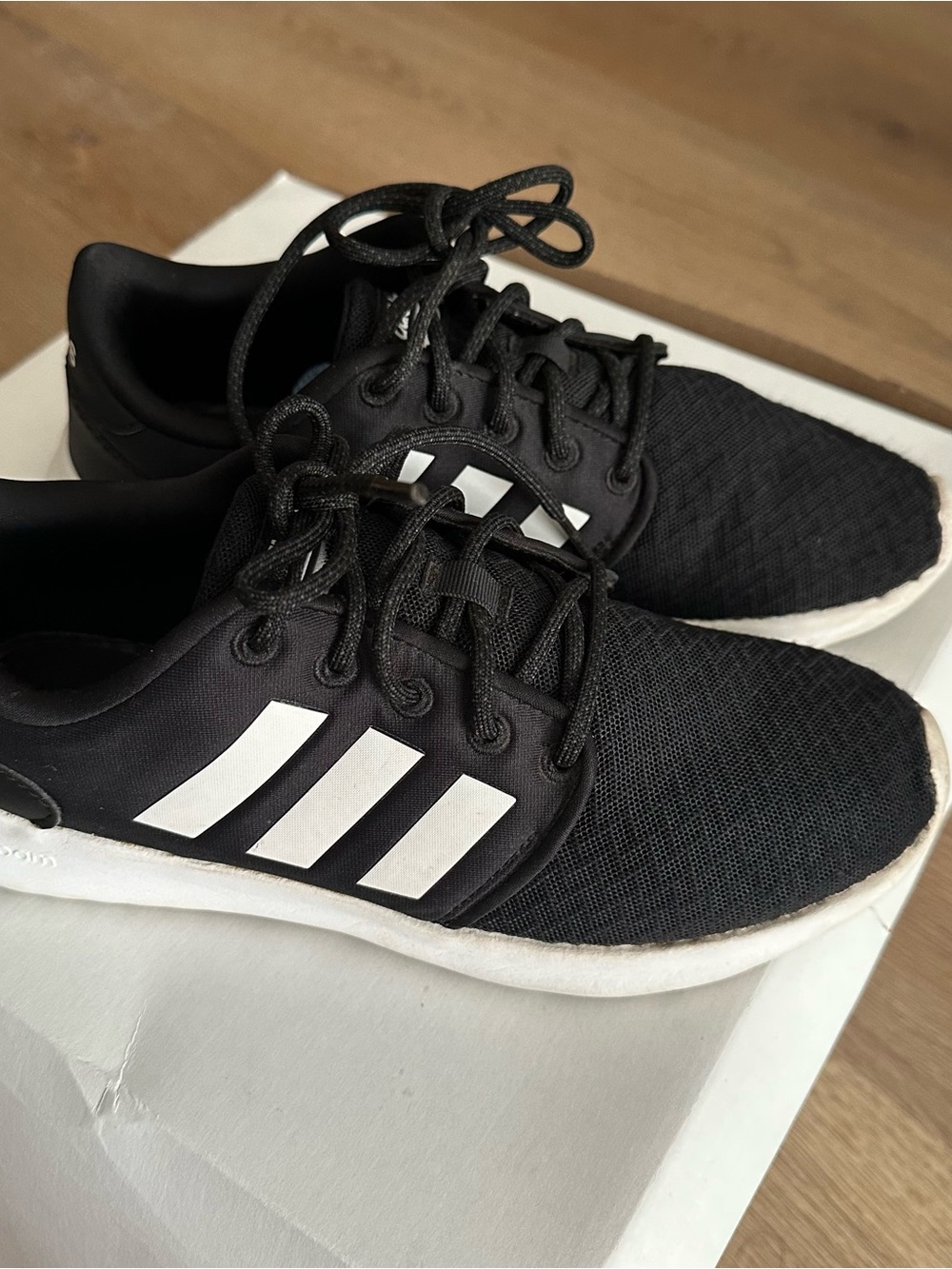 Adidas Cloudfoam Shoes Size US 6 Womens